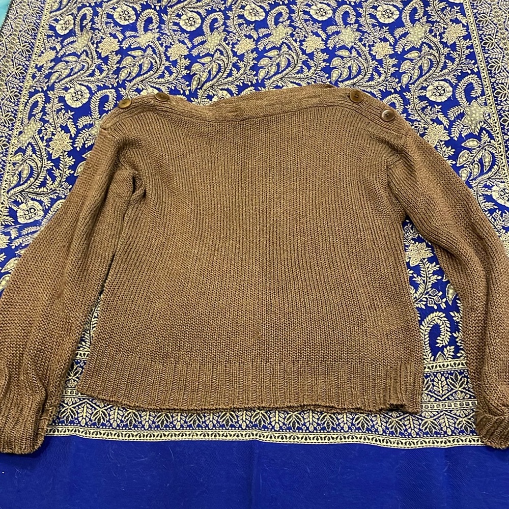 Joie like new light, posh wide scoop neck sweater